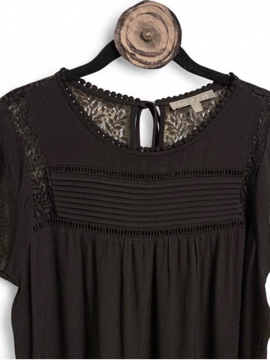 Daniel Rainn Tops - Daniel Rainn Black Lace Pintuck Blouse
